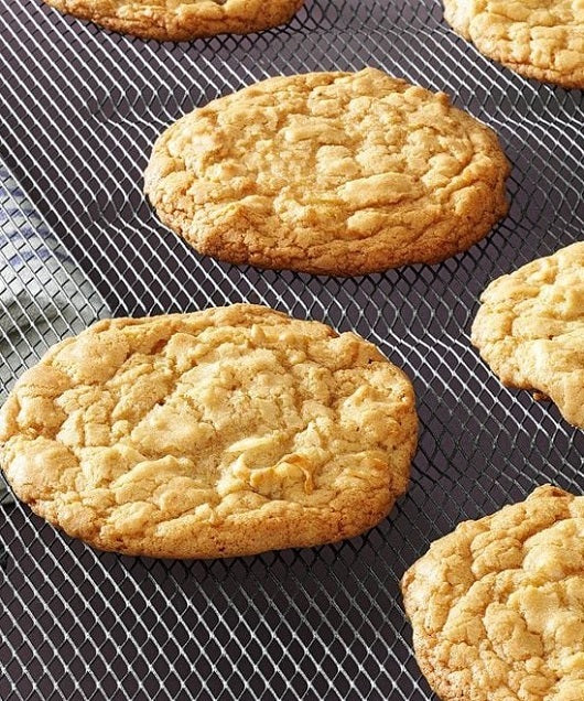 Chewy Maple Cookies